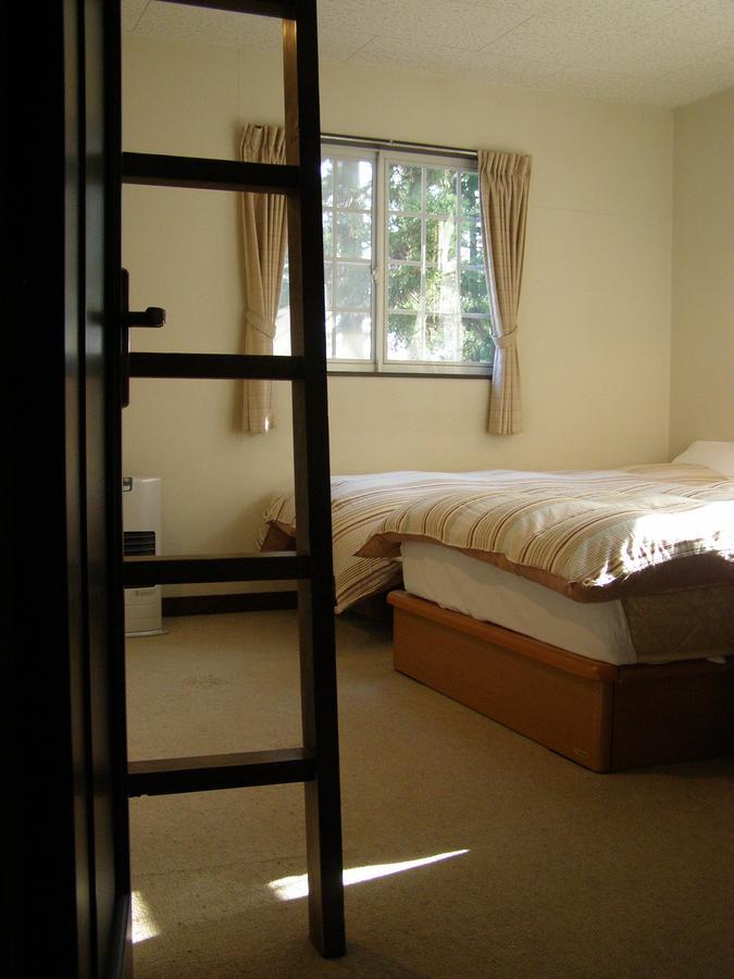 Sunny Side Hut Bed and Breakfast Χακούμπα Εξωτερικό φωτογραφία